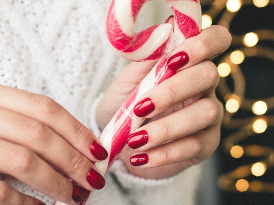 Festive red nails