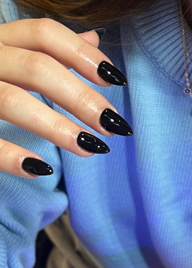 Nail Salon Manicure